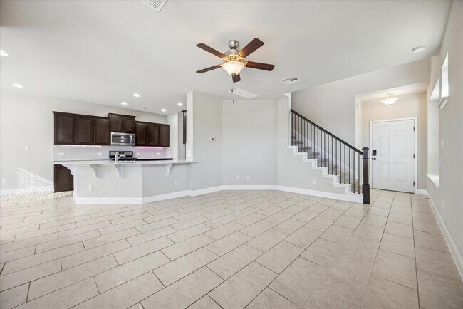 Building Photo - 1036 Chad Lp