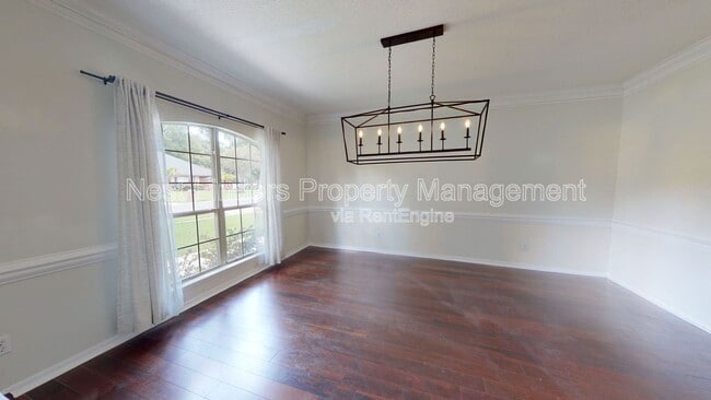 Building Photo - 11881 Honey Locust Dr
