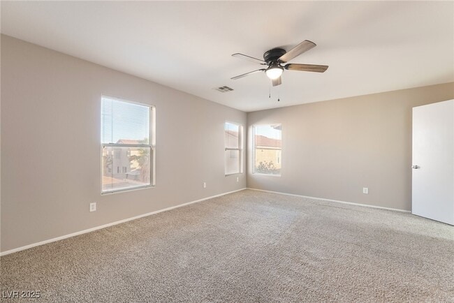 Building Photo - 182 Gilliflower Ave