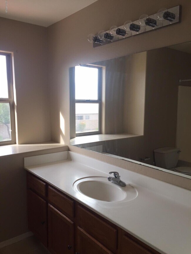 Building Photo - 3907 S Soho Ln