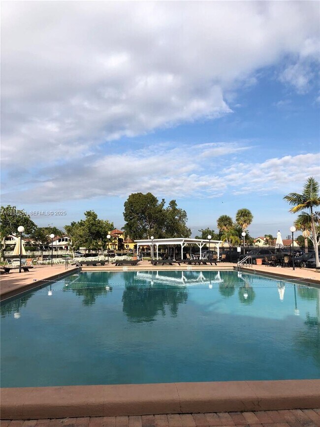 Building Photo - 601 Three Islands Boulevard