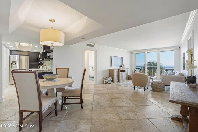 Building Photo - 1601 Ocean Dr S