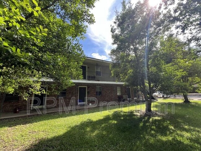 Building Photo - 4114 Florida St
