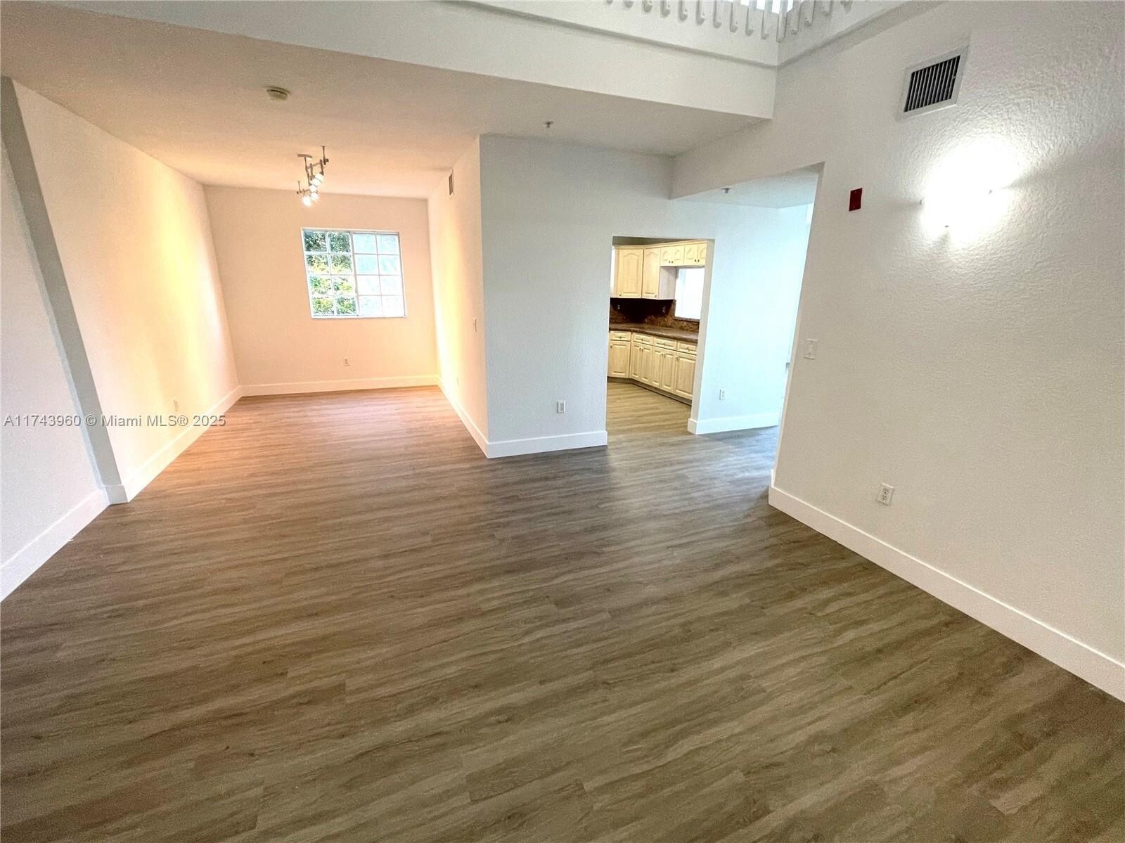 Building Photo - 17415 NW 75th Pl