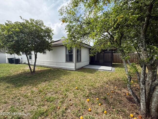 Building Photo - 2360 Bitternut Way