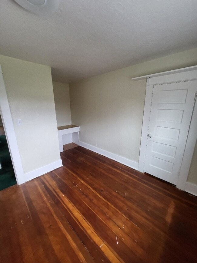Building Photo - STATUS: *PENDING APPLICATION*| R98C | $2095.00