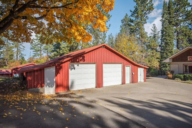 Building Photo - 893 S Pleasant View Rd