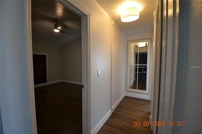 Building Photo - 2212 Stonemill Dr