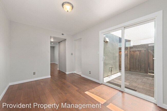 Building Photo - 2 br, 1.5 bath House - 127 N. 9th Street