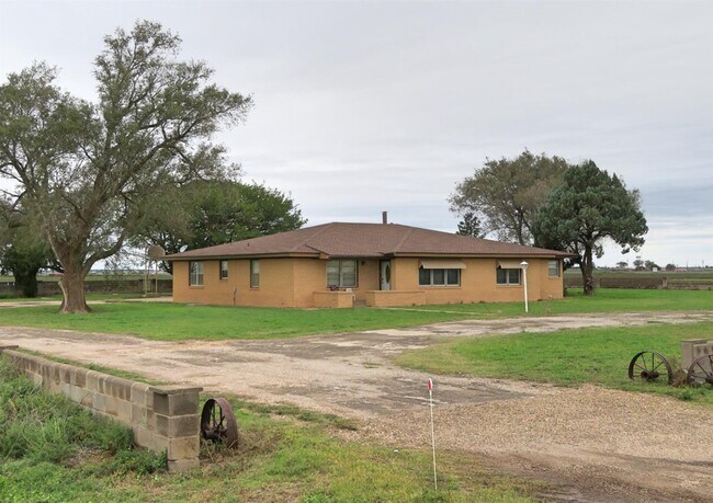 Primary Photo - 9607 I-27