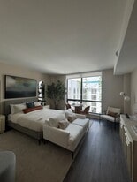 Building Photo - 138 NE 23rd St