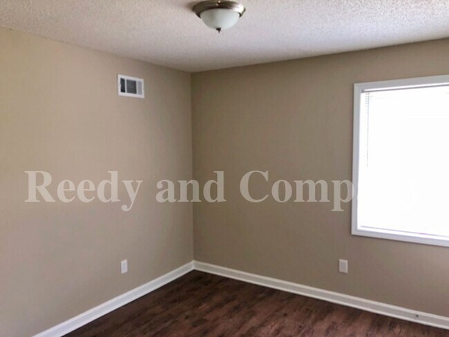 Building Photo - 4236 Rosewind Cir