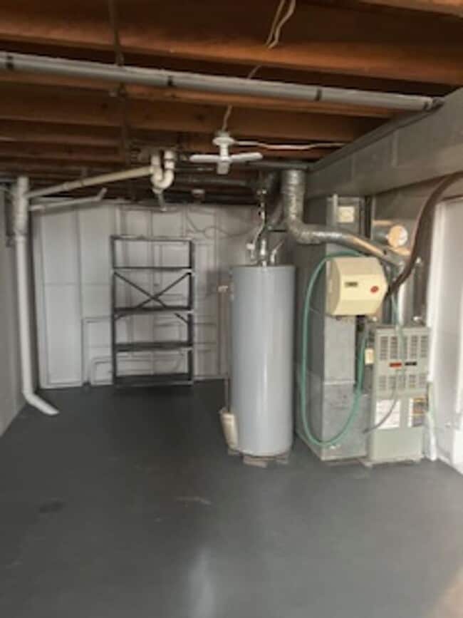 Building Photo - Welcome Home! Beautiful 4 Bedroom 2 Bath Home in Kansas City, MO