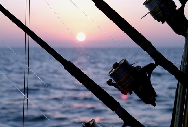 Building Photo - 9739 Meadow Field Cir