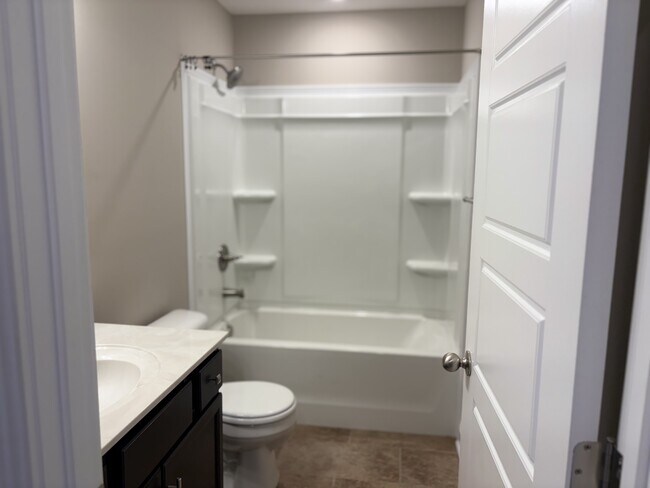 Building Photo - 235 Dugger Dr