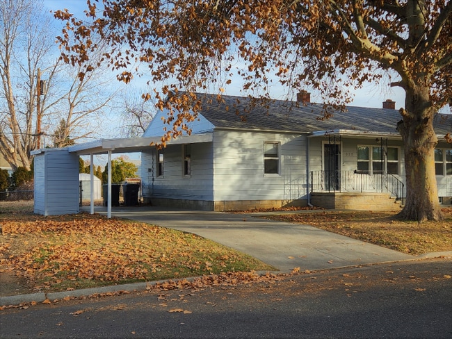Primary Photo - 320 Cullum Ave
