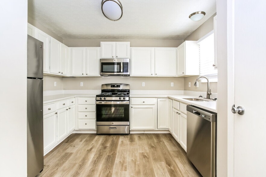 Building Photo - 966 Cypress Ridge Pl