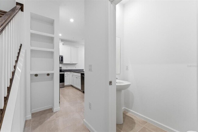 Building Photo - 4268 Sadler Rd