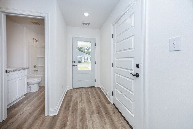 Building Photo - Brand-New Pet-Friendly 3BR/3BA Home with Large Bonus Room in Ocean Springs!