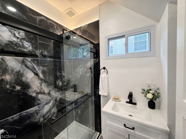 Building Photo - 73 Newark Ave