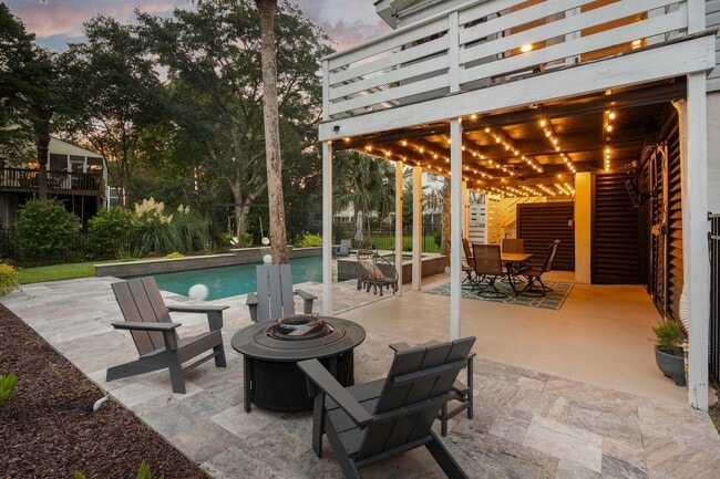 Building Photo - 1353 Black River Dr