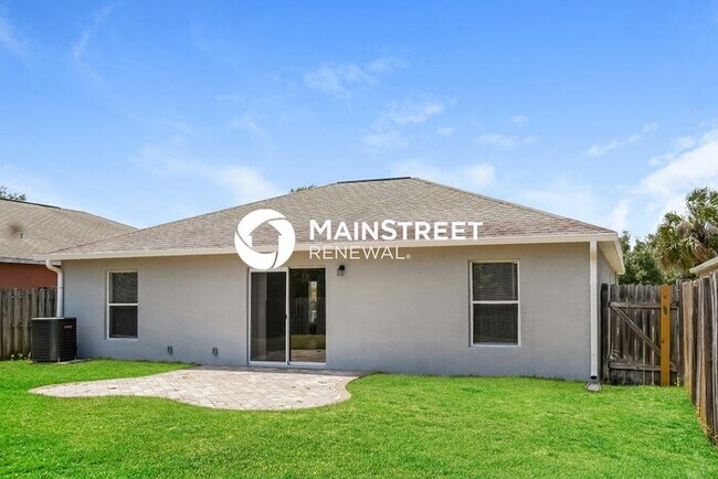 Building Photo - 3 Bedroom Pet-Friendly Home in MELBOURNE, FL with Main Street Renewal