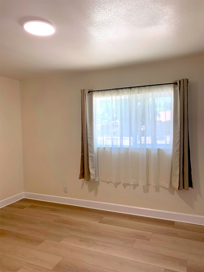 Building Photo - 708 Calvados Ave