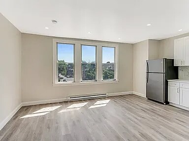 Building Photo - 1438 W York St