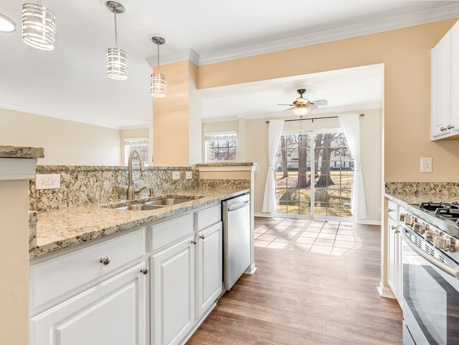 Building Photo - 2494 Stoughton Cir