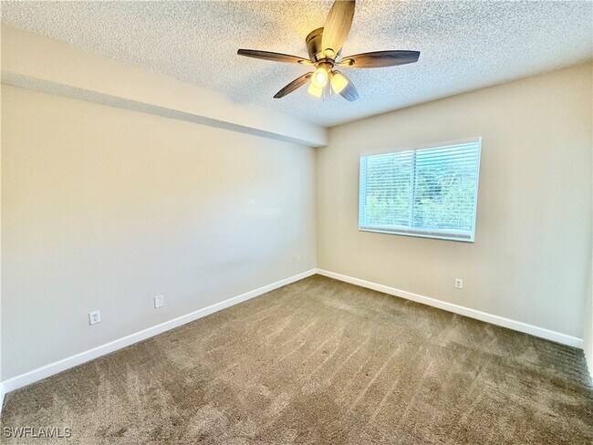 Building Photo - 1820 Florida Club Cir
