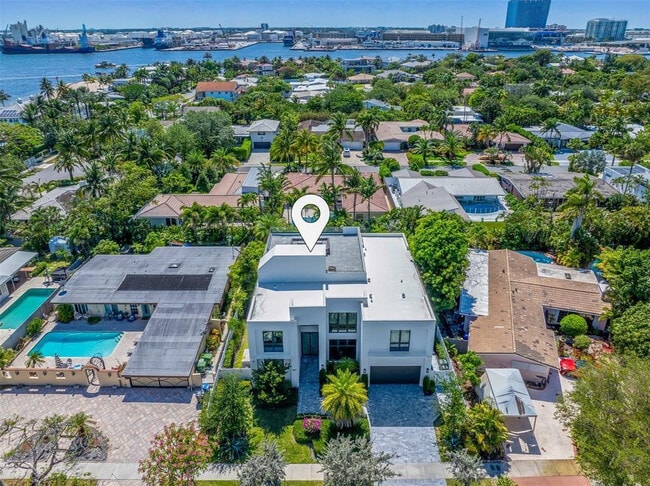 Building Photo - 2001 Marietta Dr