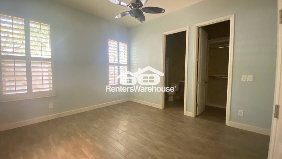 Building Photo - 3963 E Elmwood Pl