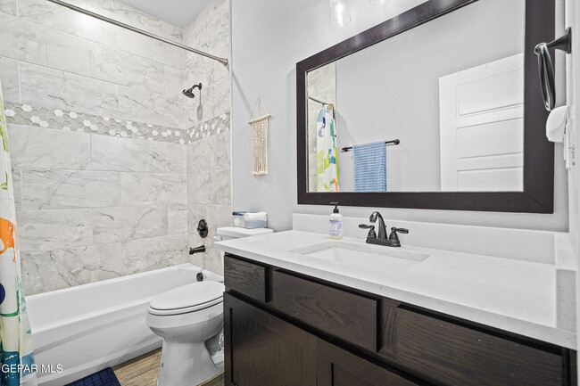Building Photo - 2521 Mike Price Dr