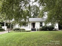 Building Photo - 1600 Paddock Cir