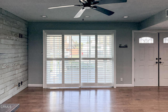 Building Photo - 4950 Nautilus St