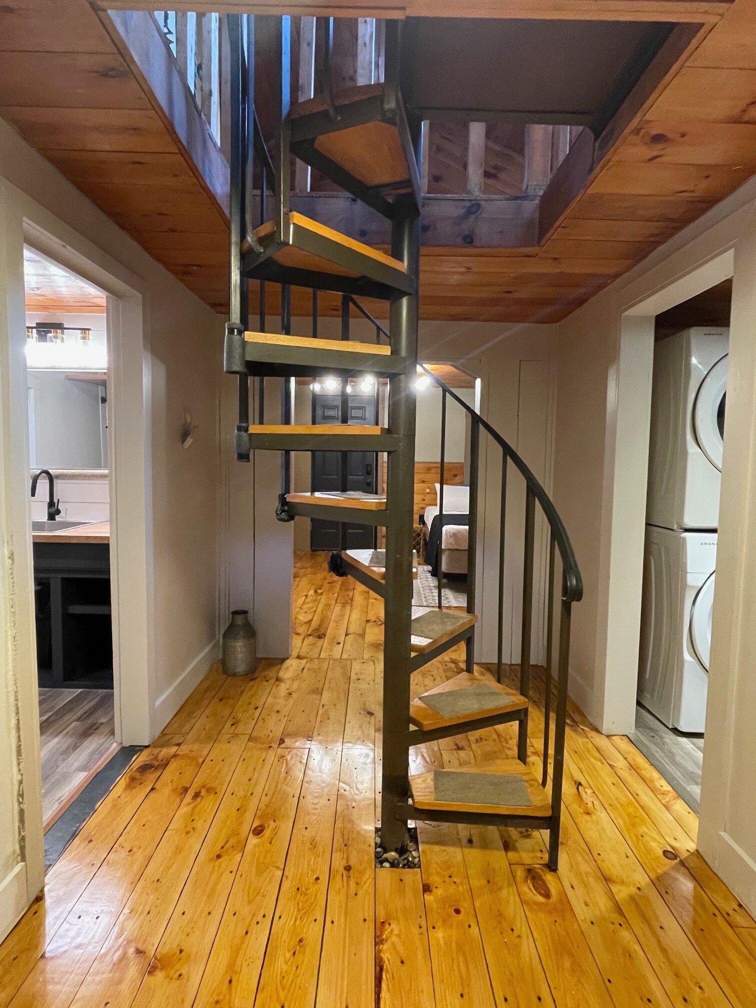 Building Photo - 38 Swamp Rd