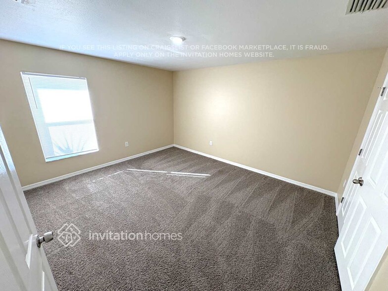 Building Photo - 2511 Mauritania Rd