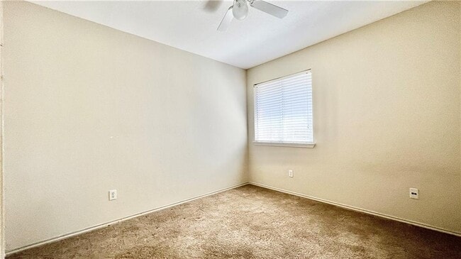 Building Photo - 3553 Rock Shelf Ln