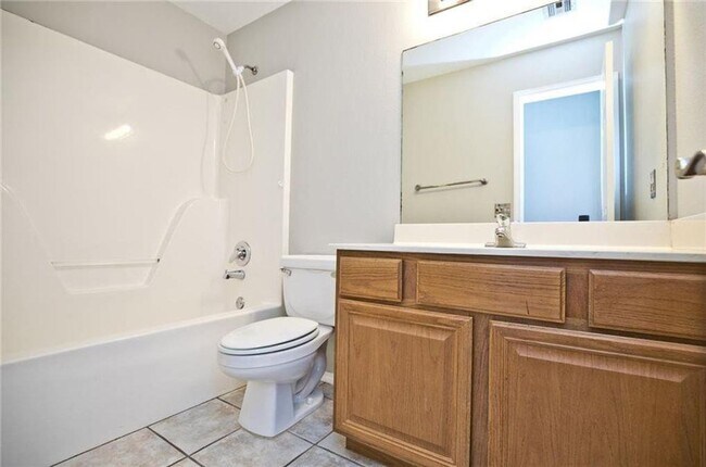 Building Photo - ***520 Walker Street***