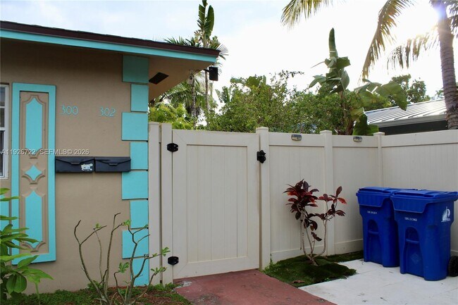 Building Photo - 300 SW 8th St