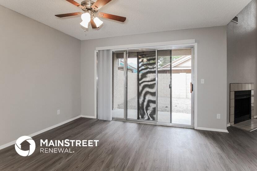 Building Photo - 526 E Utopia Rd