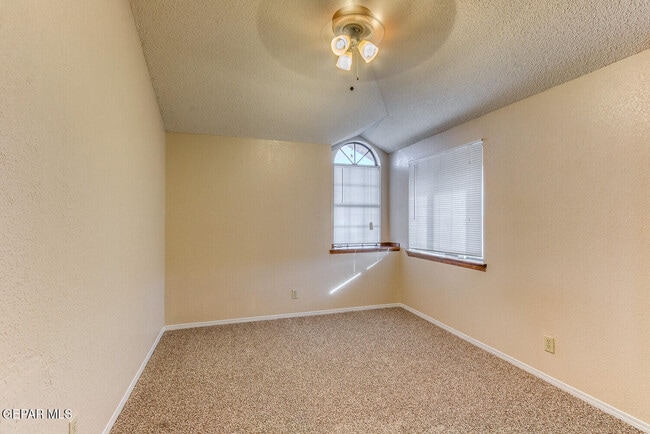 Building Photo - 11181 Loma Grande Dr