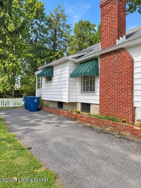 Building Photo - 210 Linney Ave