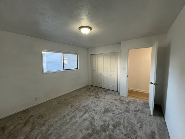 Building Photo - 616 S Harrison St