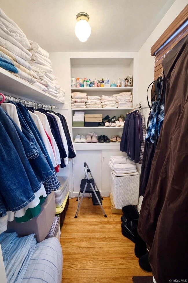 Building Photo - 2345 Lancaster Ave