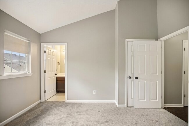 Building Photo - 7718 Porter House Dr