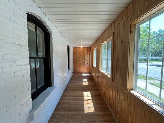 Building Photo - 4 Bed 2 Bath Single Family Home in Wausau