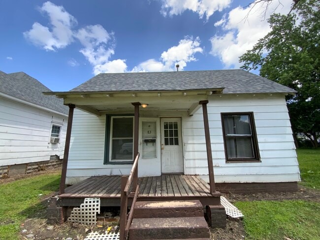 Primary Photo - 83 Columbus St