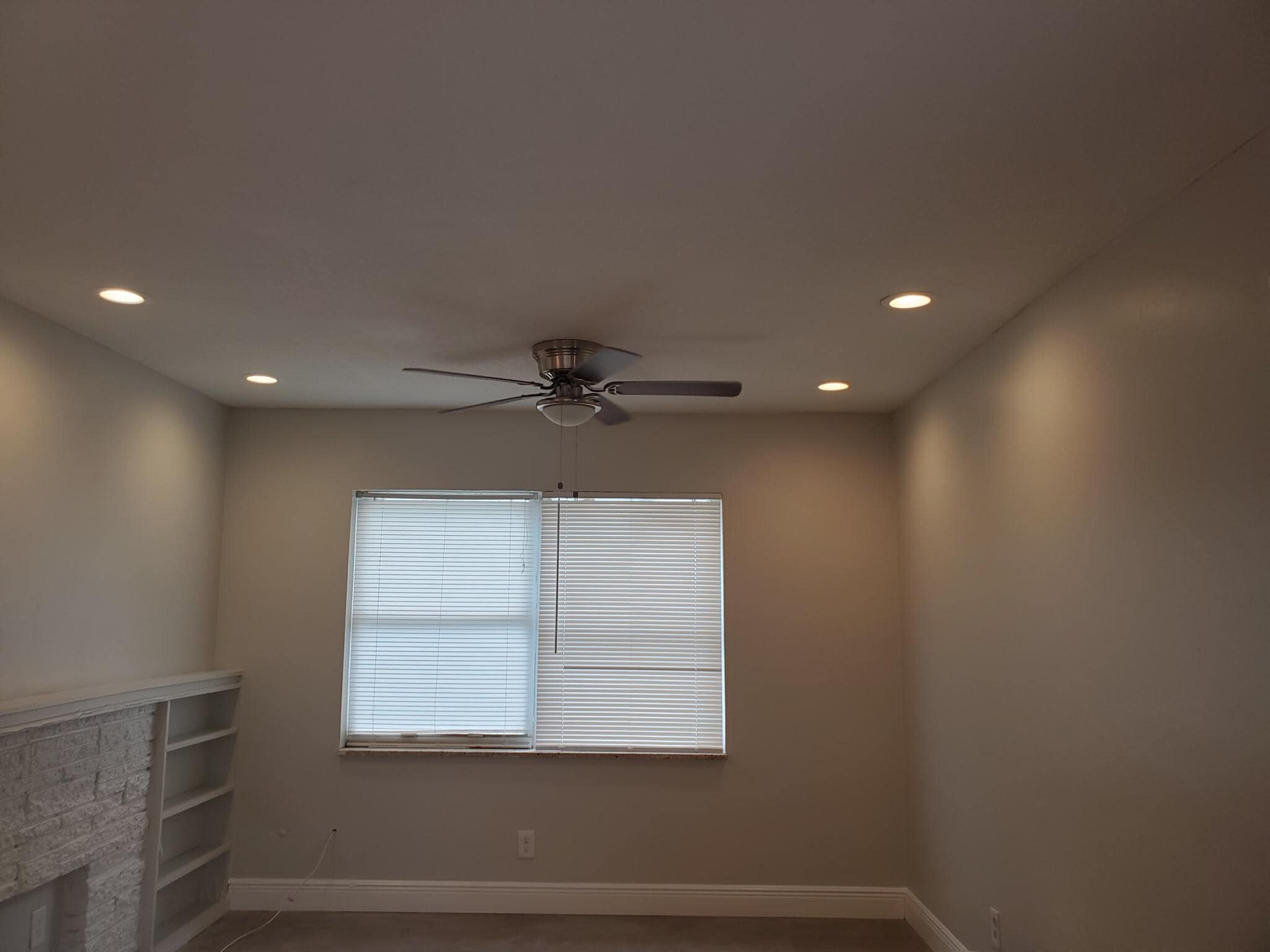 Living Room - 107 sw 9th st