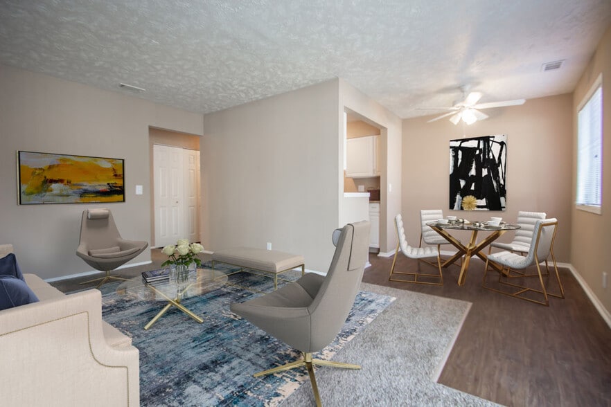 Living & Dining - Heritage Heights Apartments